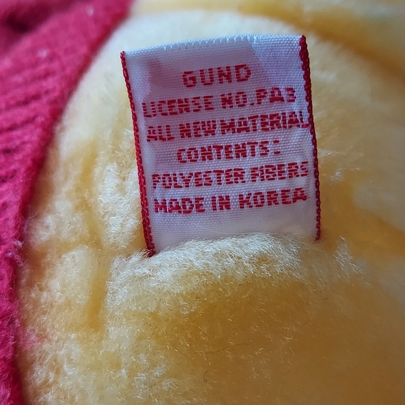 Retired Winnie the Pooh - Picture 8 of 8